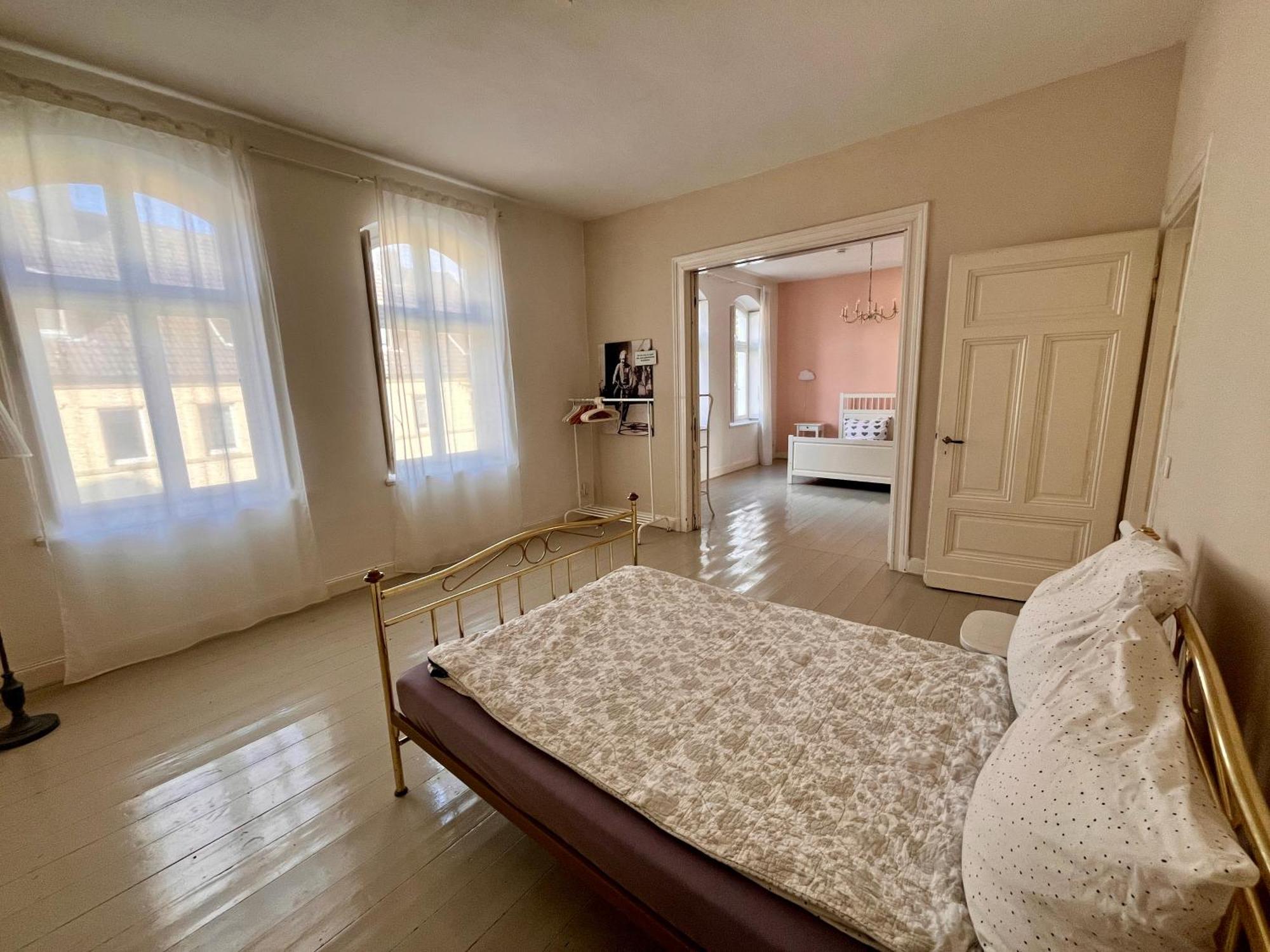 Beautiful Apartment In A Historic Villa Хатинген Екстериор снимка