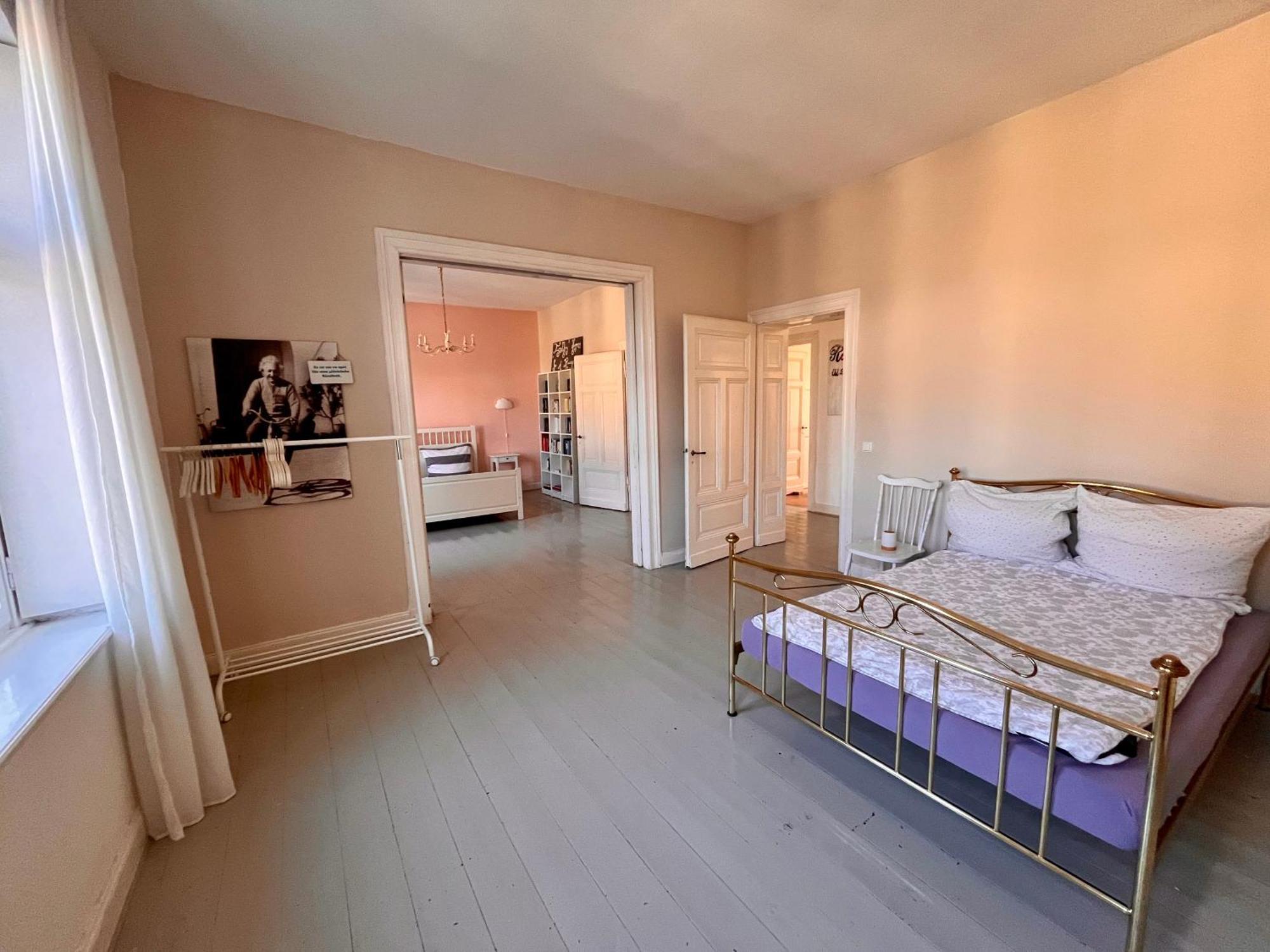 Beautiful Apartment In A Historic Villa Хатинген Екстериор снимка
